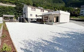 特罗尔图佳公寓